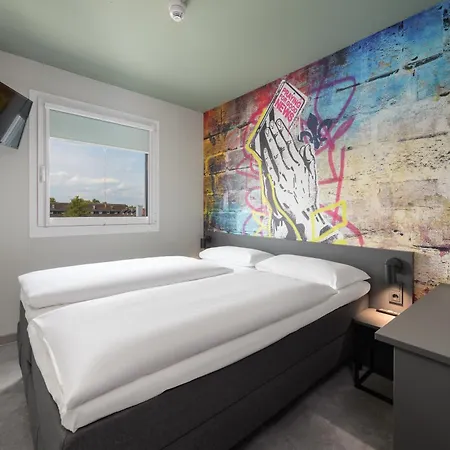 Felix Otel